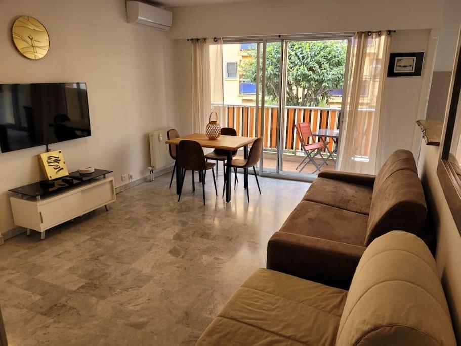 Studio Entre Plages Et Monaco Climatise Parking Rocabruna Exterior foto