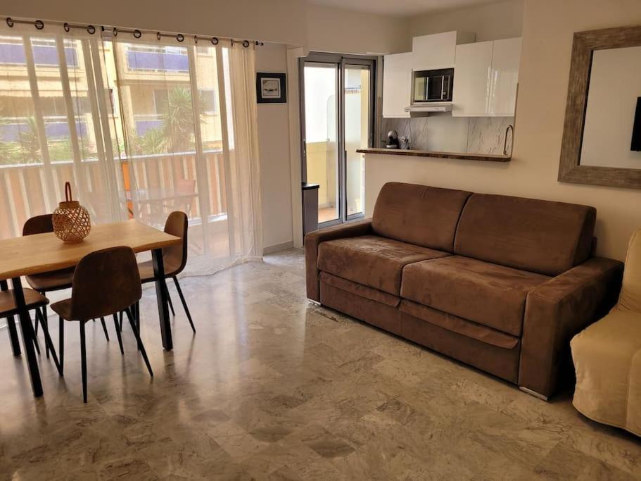 Studio Entre Plages Et Monaco Climatise Parking Rocabruna Exterior foto