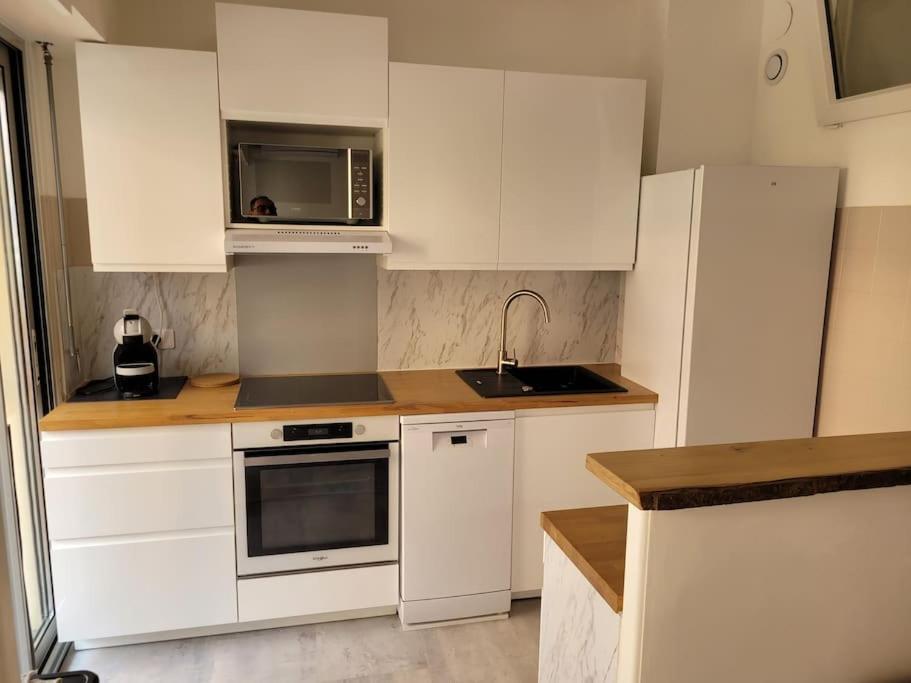 Studio Entre Plages Et Monaco Climatise Parking Rocabruna Exterior foto