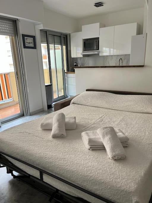 Studio Entre Plages Et Monaco Climatise Parking Rocabruna Exterior foto