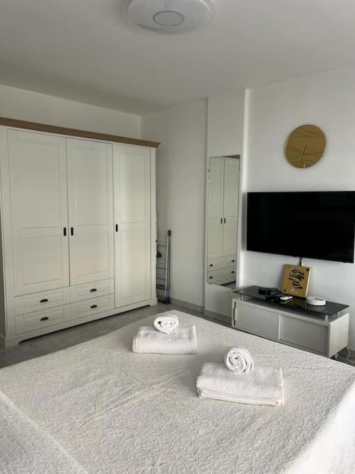 Studio Entre Plages Et Monaco Climatise Parking Rocabruna Exterior foto